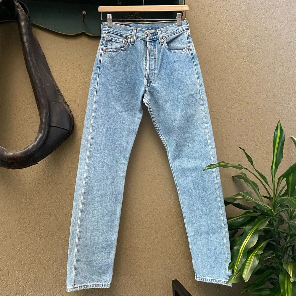 Vintage Levi’s 501 High Waist Straight Leg Jean W27 26 - Picture 3 of 9